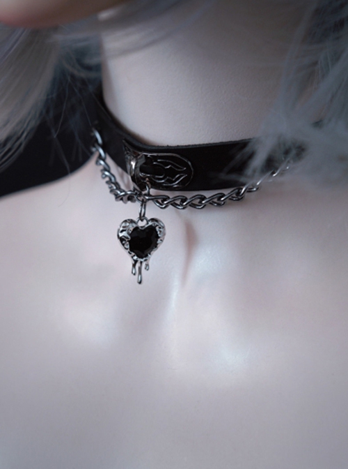 Black Heart Pendant Metal Chain Handmade Imitated Leather Choker Accessory Gothic Punk Style Necklace