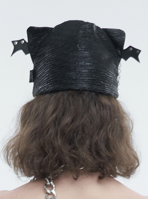 Punk Style Personality Stiff Pleated Knit With Metal Chain Black Breathable Bat Wing Hat