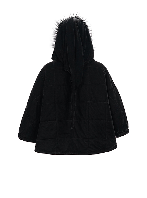 Gothic Style Warm Interwoven Cotton Plaid Front Center Metal Crescent Pendant Zipper Black Velvet Shawl
