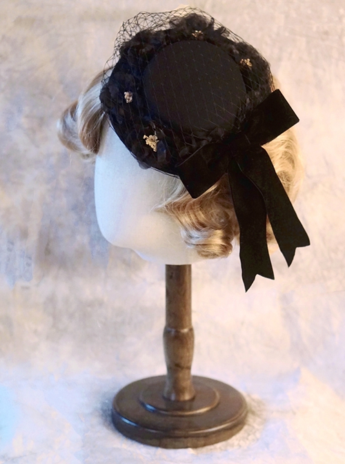 Retro Versatile French Elegant Black Mesh Yarn Velvet Satin Bowknot Flowers Classic Lolita Hat