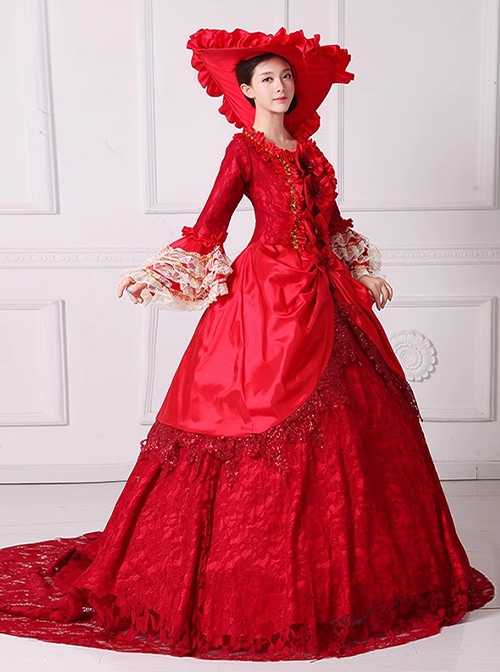 Gorgeous Elegant Lace Europe Nobility Lolita Prom Costumes Lace Ruffles Neckline Long Tail Dress