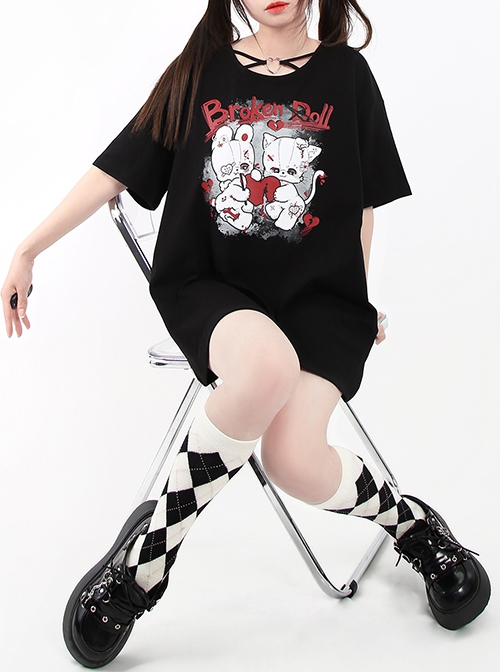 Broken Doll Series Dark Doll Print Metal Heart Button Decoration Kawaii Fashion Black Loose Short Sleeves T Shirt