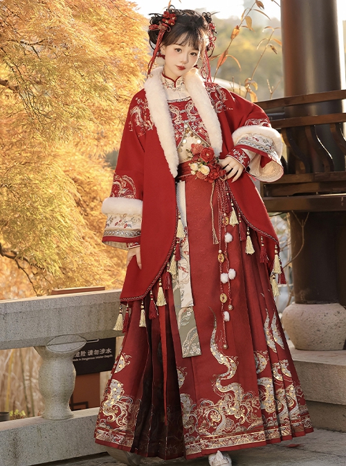 Endless Wealth Series Red Improved Chinese Traditional Hanfu Gorgeous Golden Snake Tassel Fur Edge Coat