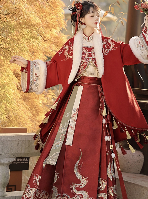 Endless Wealth Series Red Improved Chinese Traditional Hanfu Gorgeous Golden Snake Tassel Fur Edge Coat