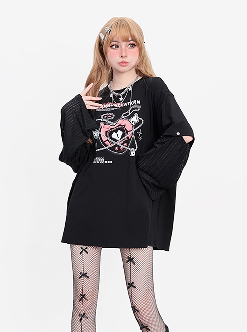 Angel In Chains Series Unique Heart Shaped Game Console Print Kawaii Fashion Black Long Sleeves T-Shirt